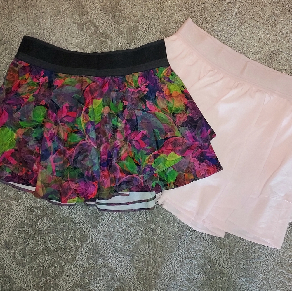 Lot of 2 Lululemon Tennis Skirts / Skirts Size 8